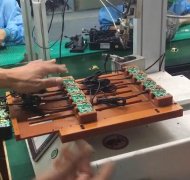 充电器PCB板焊锡机-东莞蚂蚁自动化