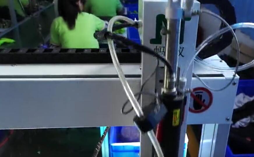 专业胶枪锁螺丝机供应商